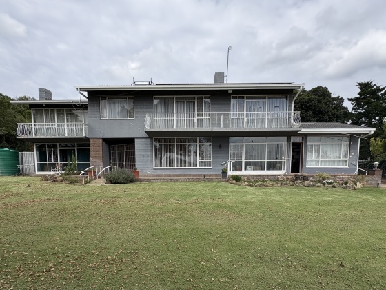 Kroonstad, 4 Bedrooms Bedrooms, 0 ,2 BathroomsBathrooms,House,For Sale,0,1517