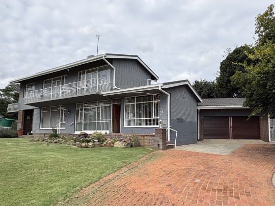 Kroonstad, 4 Bedrooms Bedrooms, 0 ,2 BathroomsBathrooms,House,For Sale,0,1517