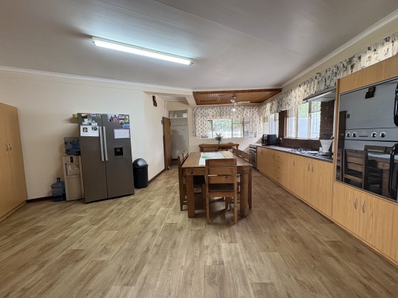 Kroonstad, 4 Bedrooms Bedrooms, 0 ,2 BathroomsBathrooms,House,For Sale,0,1517