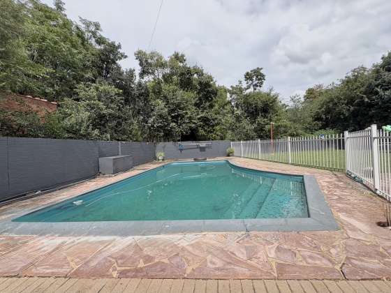 Kroonstad, 4 Bedrooms Bedrooms, 0 ,2 BathroomsBathrooms,House,For Sale,0,1517