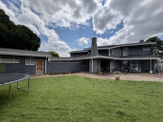 Kroonstad, 4 Bedrooms Bedrooms, 0 ,2 BathroomsBathrooms,House,For Sale,0,1517