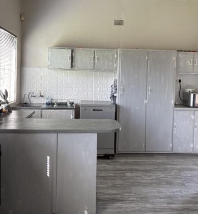 Kroonstad, 3 Bedrooms Bedrooms, 0 ,1 BathroomBathrooms,House,For Sale,0,1519