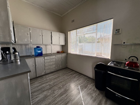 Kroonstad, 3 Bedrooms Bedrooms, 0 ,1 BathroomBathrooms,House,For Sale,0,1519