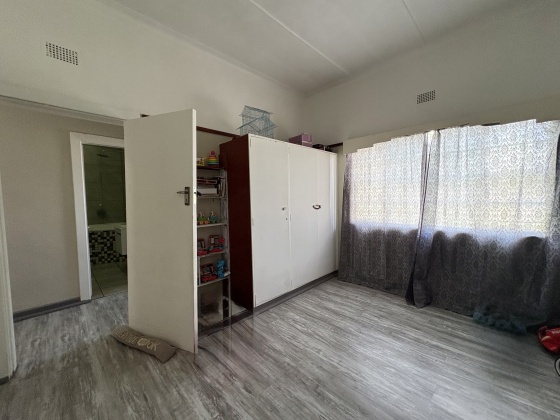 Kroonstad, 3 Bedrooms Bedrooms, 0 ,1 BathroomBathrooms,House,For Sale,0,1519