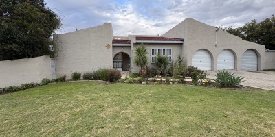 Kroonstad, 4 Bedrooms Bedrooms, 0 ,2 BathroomsBathrooms,House,For Sale,0,1522