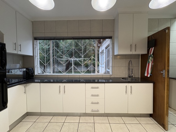 Kroonstad, 4 Bedrooms Bedrooms, 0 ,2 BathroomsBathrooms,House,For Sale,0,1522