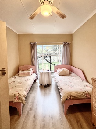 Kroonstad, 4 Bedrooms Bedrooms, 0 ,2 BathroomsBathrooms,House,For Sale,0,1522