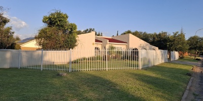 Kroonstad, 4 Bedrooms Bedrooms, 0 ,2 BathroomsBathrooms,House,For Sale,0,1522