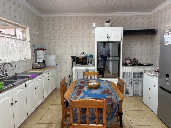 Kroonstad, 4 Bedrooms Bedrooms, 0 ,2 BathroomsBathrooms,House,For Sale,0,1524