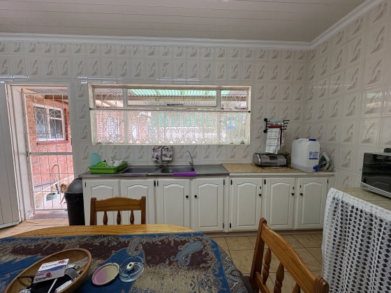 Kroonstad, 4 Bedrooms Bedrooms, 0 ,2 BathroomsBathrooms,House,For Sale,0,1524