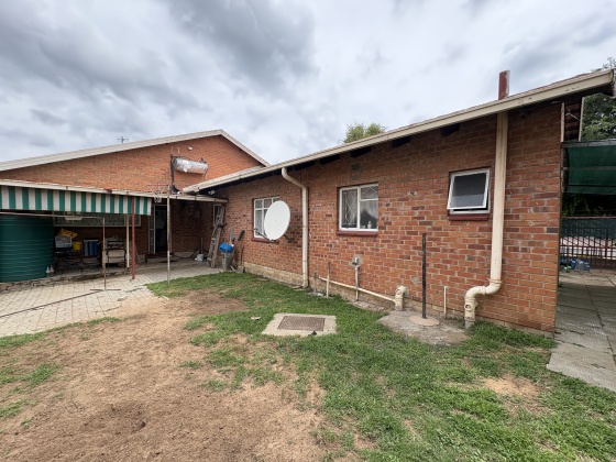 Kroonstad, 4 Bedrooms Bedrooms, 0 ,2 BathroomsBathrooms,House,For Sale,0,1524