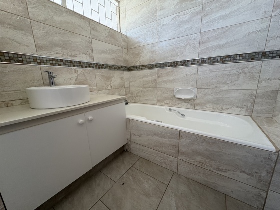 Kroonstad, 3 Bedrooms Bedrooms, 0 ,2 BathroomsBathrooms,Townhouse,For Sale,0,1526