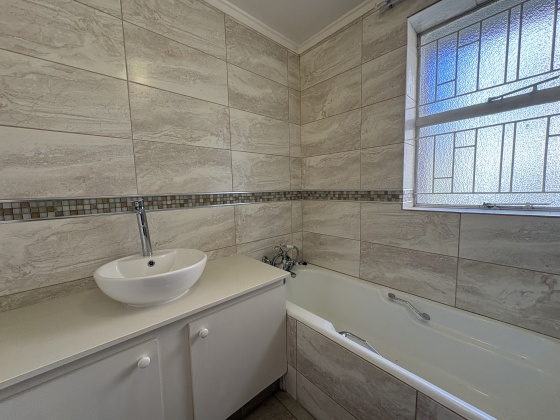 Kroonstad, 3 Bedrooms Bedrooms, 0 ,2 BathroomsBathrooms,Townhouse,For Sale,0,1526