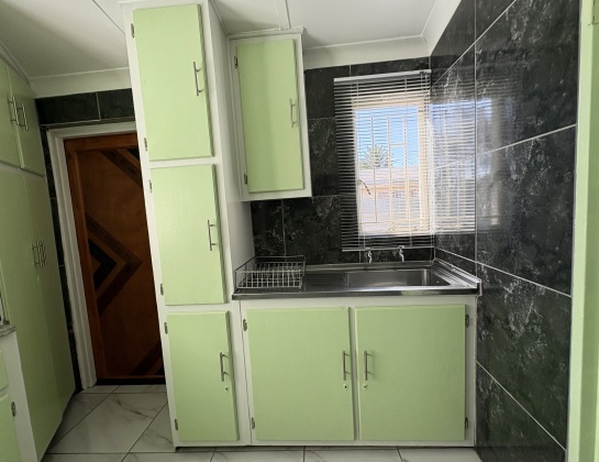 Kroonstad, 3 Bedrooms Bedrooms, 0 ,3 BathroomsBathrooms,House,For Sale,0,1535