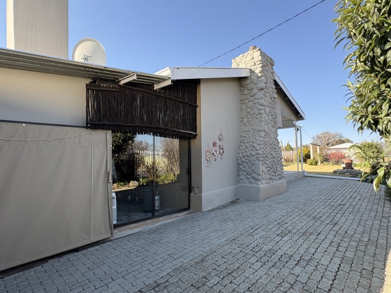 Kroonstad, 3 Bedrooms Bedrooms, 0 ,3 BathroomsBathrooms,House,For Sale,0,1535
