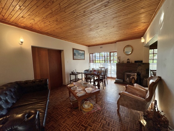 4 Bedrooms Bedrooms, 0 ,3 BathroomsBathrooms,House,For Sale,0,1536