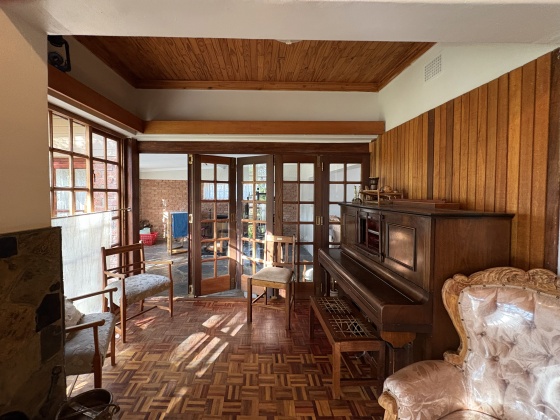 4 Bedrooms Bedrooms, 0 ,3 BathroomsBathrooms,House,For Sale,0,1536