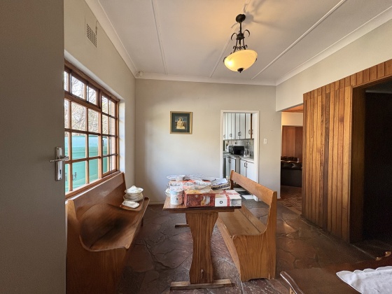 4 Bedrooms Bedrooms, 0 ,3 BathroomsBathrooms,House,For Sale,0,1536