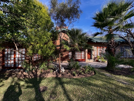 4 Bedrooms Bedrooms, 0 ,3 BathroomsBathrooms,House,For Sale,0,1536