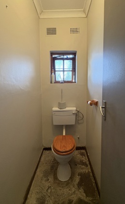 4 Bedrooms Bedrooms, 0 ,3 BathroomsBathrooms,House,For Sale,0,1536