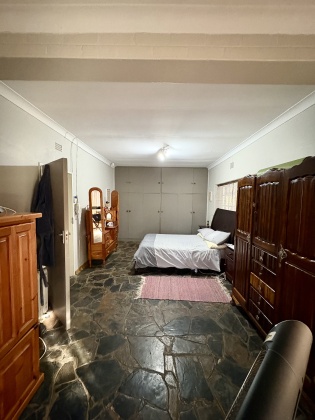 4 Bedrooms Bedrooms, 0 ,3 BathroomsBathrooms,House,For Sale,0,1536
