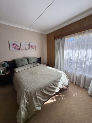 Kroonstad, 3 Bedrooms Bedrooms, 0 ,2 BathroomsBathrooms,House,For Sale,0,1537