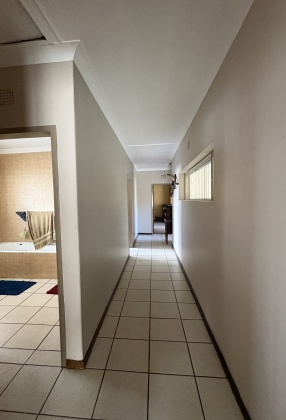 Kroonstad, 3 Bedrooms Bedrooms, 0 ,2 BathroomsBathrooms,House,For Sale,0,1537