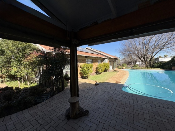 Kroonstad, 4 Bedrooms Bedrooms, 0 ,2 BathroomsBathrooms,House,For Sale,0,1538
