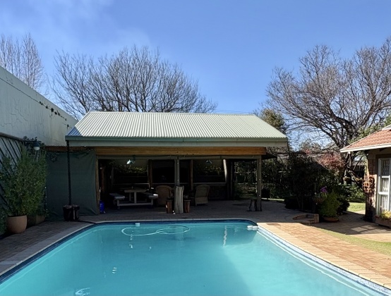 Kroonstad, 4 Bedrooms Bedrooms, 0 ,2 BathroomsBathrooms,House,For Sale,0,1538