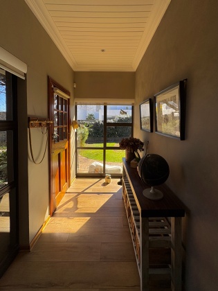 Kroonstad, 4 Bedrooms Bedrooms, 0 ,2 BathroomsBathrooms,House,For Sale,0,1538