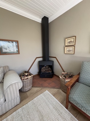Kroonstad, 4 Bedrooms Bedrooms, 0 ,2 BathroomsBathrooms,House,For Sale,0,1538