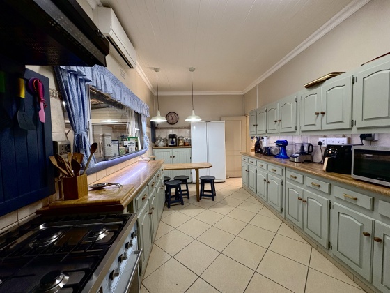 Kroonstad, 4 Bedrooms Bedrooms, 0 ,2 BathroomsBathrooms,House,For Sale,0,1538