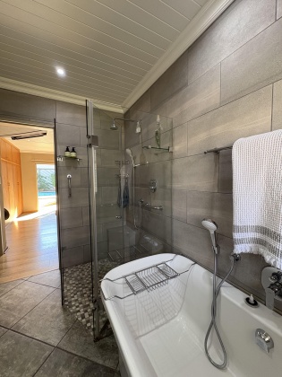 Kroonstad, 4 Bedrooms Bedrooms, 0 ,2 BathroomsBathrooms,House,For Sale,0,1538