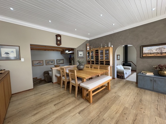 Kroonstad, 4 Bedrooms Bedrooms, 0 ,2 BathroomsBathrooms,House,For Sale,0,1538