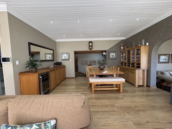 Kroonstad, 4 Bedrooms Bedrooms, 0 ,2 BathroomsBathrooms,House,For Sale,0,1538