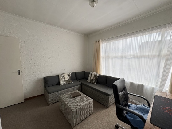 Kroonstad, 3 Bedrooms Bedrooms, 0 ,2 BathroomsBathrooms,Apartment / Flat,For Sale,0,1539