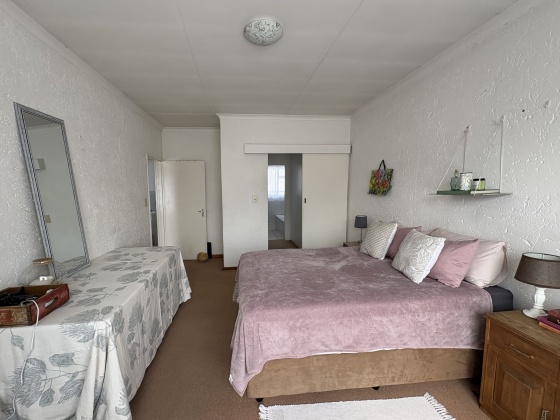 Kroonstad, 3 Bedrooms Bedrooms, 0 ,2 BathroomsBathrooms,Apartment / Flat,For Sale,0,1539