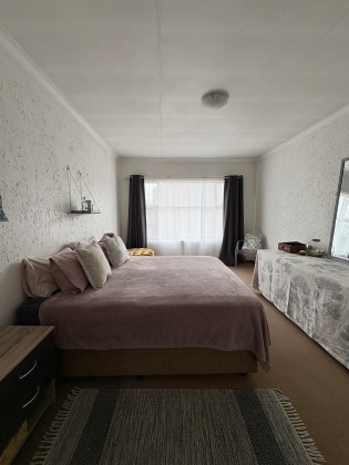 Kroonstad, 3 Bedrooms Bedrooms, 0 ,2 BathroomsBathrooms,Apartment / Flat,For Sale,0,1539