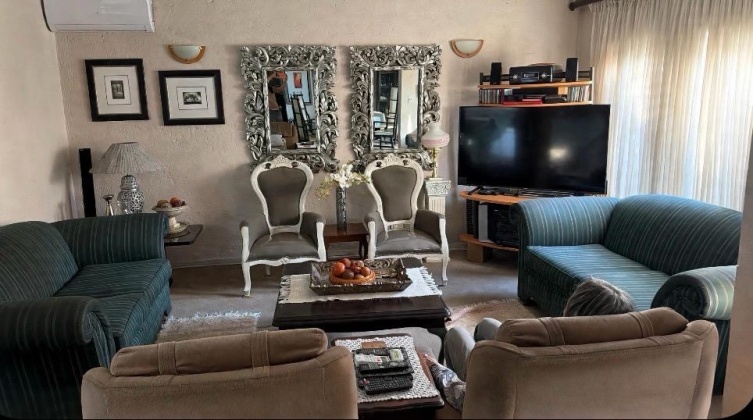 Kroonstad, 3 Bedrooms Bedrooms, 0 ,0,Apartment / Flat,For Sale,0,1559