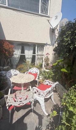 Kroonstad, 3 Bedrooms Bedrooms, 0 ,0,Apartment / Flat,For Sale,0,1559