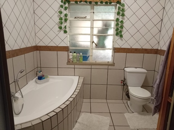 Kroonstad, 3 Bedroom Bedrooms, 0 ,2 BathroomBathrooms,House,For Sale,0,1563