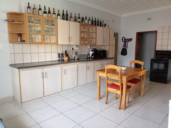 Kroonstad, 3 Bedroom Bedrooms, 0 ,2 BathroomBathrooms,House,For Sale,0,1563