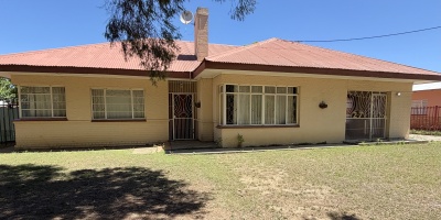 Kroonstad, 4 Bedroom Bedrooms, 0 ,2 BathroomBathrooms,House,For Sale,0,1564 Kroonstad, 4 Bedroom Bedrooms, 0 ,2 BathroomBathrooms,House,For Sale,0,1564