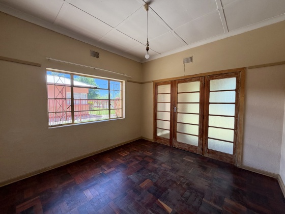 Kroonstad, 4 Bedroom Bedrooms, 0 ,2 BathroomBathrooms,House,For Sale,0,1564