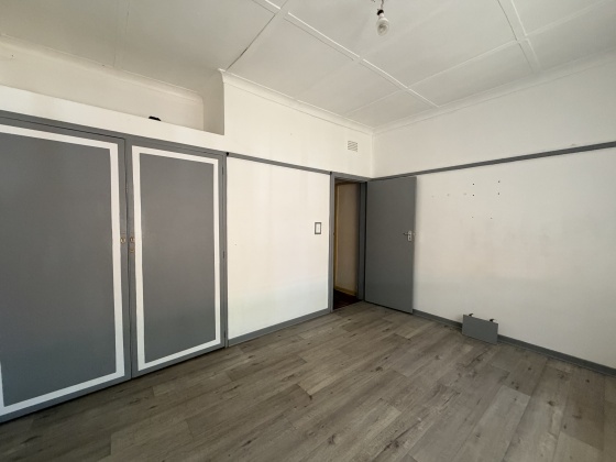 Kroonstad, 4 Bedroom Bedrooms, 0 ,2 BathroomBathrooms,House,For Sale,0,1564