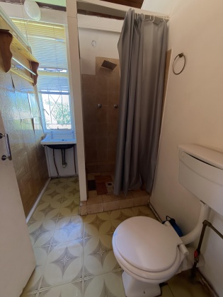 Kroonstad, 4 Bedroom Bedrooms, 0 ,2 BathroomBathrooms,House,For Sale,0,1564