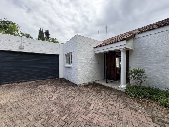 Kroonstad, 3 Bedrooms Bedrooms, 0 ,2 BathroomsBathrooms,Townhouse,For Sale,0,1565