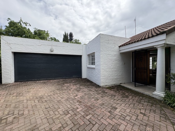 Kroonstad, 3 Bedrooms Bedrooms, 0 ,2 BathroomsBathrooms,Townhouse,For Sale,0,1565